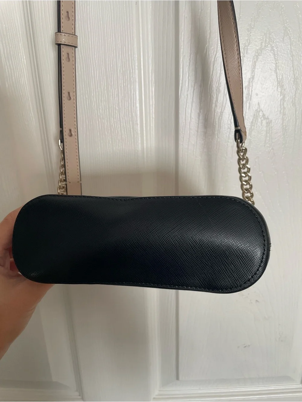 Kate Spade Women's Small Dome Crossbody Soencer Bag in Taupe and Black